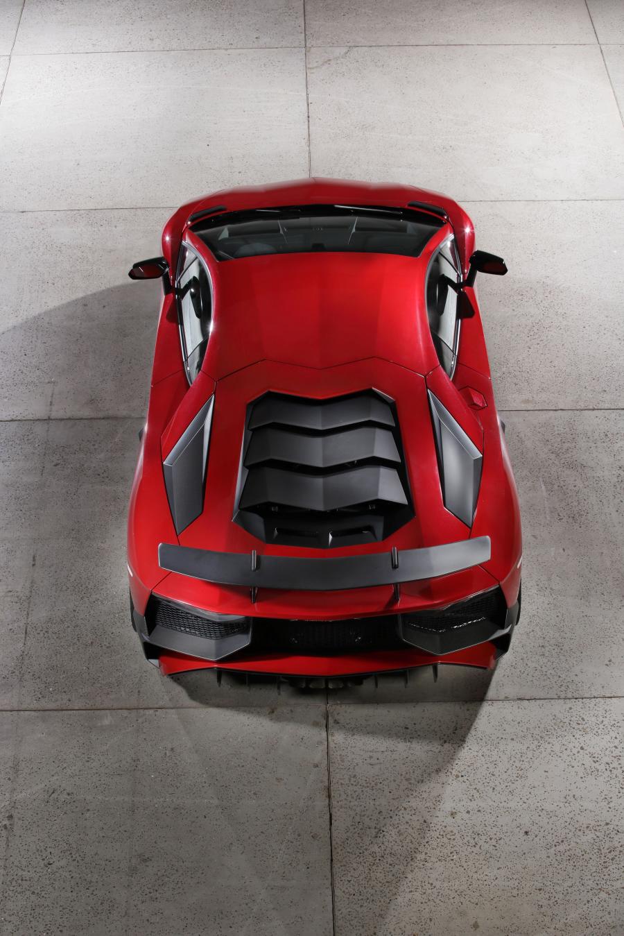  Lamborghini Aventador LP750-4 Superveloce 2015 года  (фото 8 из 49)